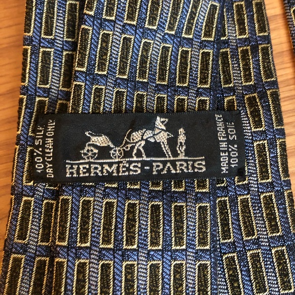 Authentic Hermes men’s neck tie - Picture 1 of 8